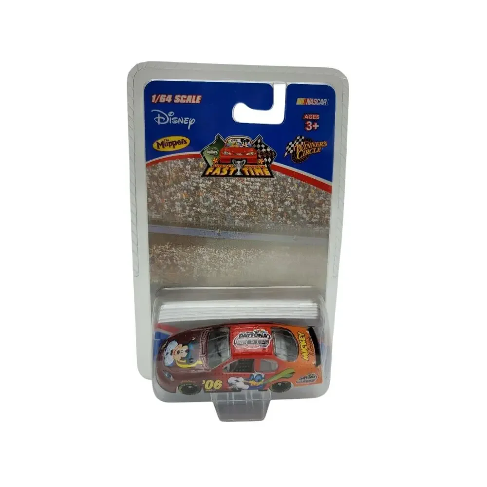 Disney Nascar Mickey Donald Duck Daytona 500 2006 48th Annual Race 1/64‎ Diecast